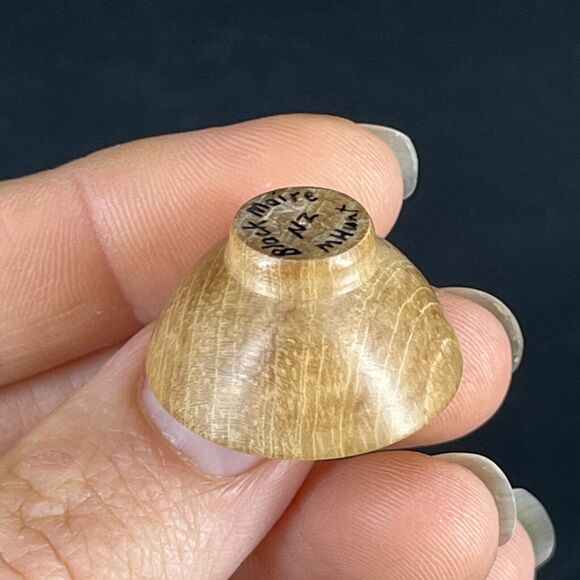 Dollhouse Miniature Artist M Hunt Black Maire Wood Bowl New Zealand Signed - Picture 5 of 7